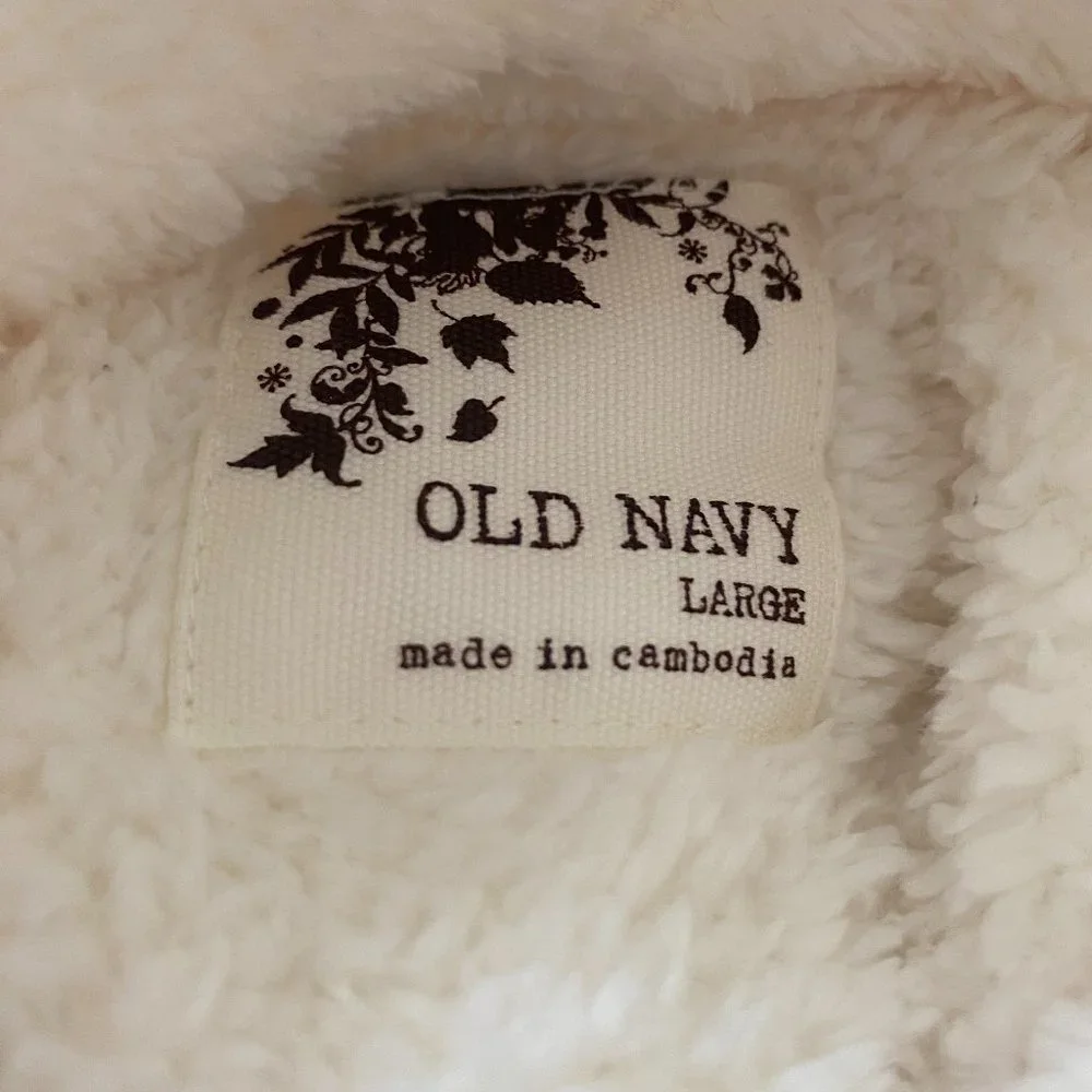 SOLD Old Navy Winter White Fleece Mock Neck Long Sleeve Top NWOT - Picture 3 of 15